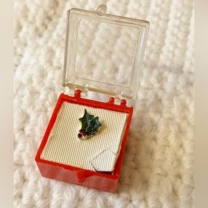 Vintage Christmas Holly Tie Pin With Chain